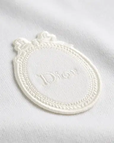Dior Dior Médaillon Short-Sleeved Sweater | Thumbnail 3 Dior Dior Médaillon Short-Sleeved Sweater | Thumbnail 3