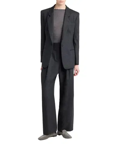 Giorgio Armani Wool-Cashmere Blazer with Strong Shoulders | Thumbnail 1 Giorgio Armani Wool-Cashmere Blazer with Strong Shoulders | Thumbnail 1