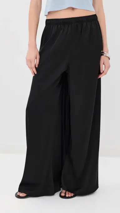 Courrèges Satin Wide Train Pants Black | Thumbnail 2 Courrèges Satin Wide Train Pants Black | Thumbnail 2