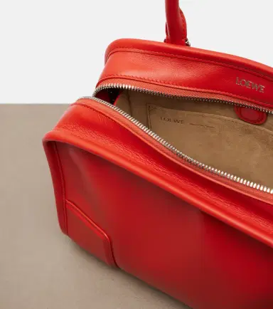 Loewe Amazona 180 Small leather top-handle bag | Thumbnail 4 Loewe Amazona 180 Small leather top-handle bag | Thumbnail 4