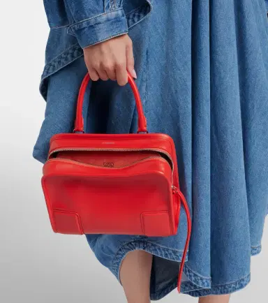 Loewe Amazona 180 Small leather top-handle bag | Thumbnail 7 Loewe Amazona 180 Small leather top-handle bag | Thumbnail 7