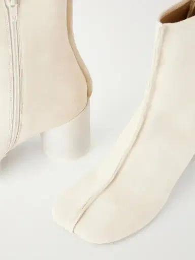 MM6 MAISON MARGIELA Suede Split-toe Ankle Boots | Thumbnail 5 MM6 MAISON MARGIELA Suede Split-toe Ankle Boots | Thumbnail 5