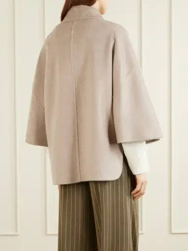 Max Mara Leather-trimmed Cashmere Cape | Thumbnail 4 Max Mara Leather-trimmed Cashmere Cape | Thumbnail 4