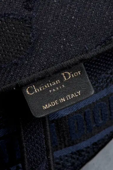 FWRD Renew Dior Embroidered Saddle Belt Bag | Thumbnail 14 FWRD Renew Dior Embroidered Saddle Belt Bag | Thumbnail 14