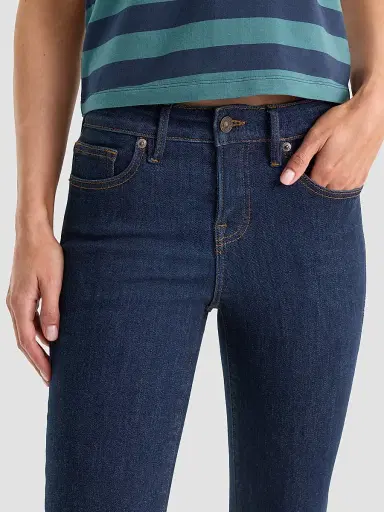 GOOD AMERICAN Women's Good Low Rise Boot-Cut Jeans - Indigo | Thumbnail 4 GOOD AMERICAN Women's Good Low Rise Boot-Cut Jeans - Indigo | Thumbnail 4