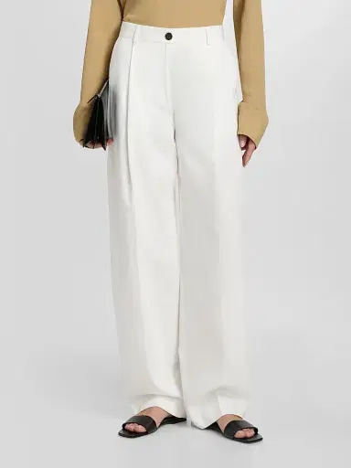 TOTEME Women's Single Pleat Cotton Trousers - White | Thumbnail 3 TOTEME Women's Single Pleat Cotton Trousers - White | Thumbnail 3