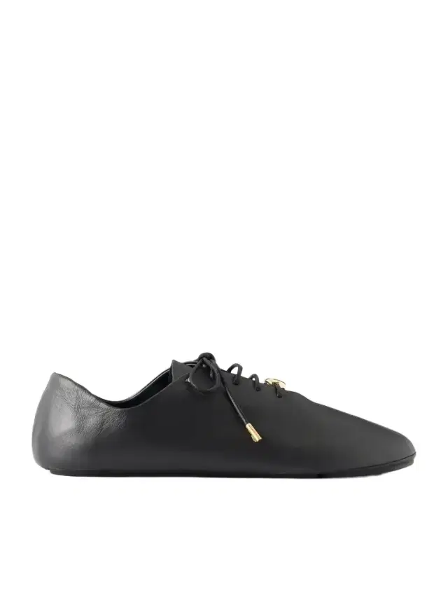Pebble Embellished Leather Sneakers Pebble Embellished Leather Sneakers