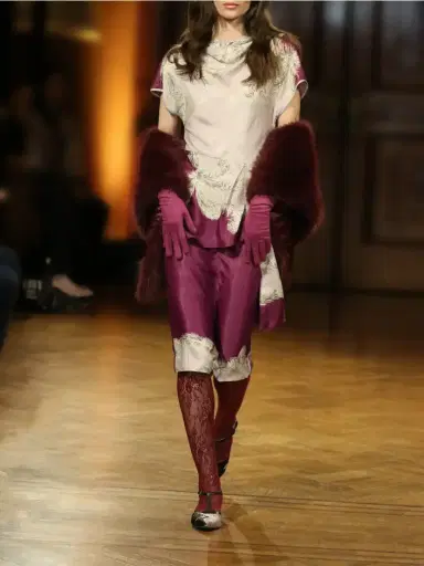 ANNA SUI Oversized Plush Shawl | Thumbnail 4 ANNA SUI Oversized Plush Shawl | Thumbnail 4