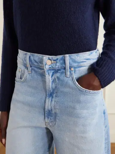Mother The Whole Lot Zip Fray Low-rise Wide-leg Denim Shorts | Thumbnail 4 Mother The Whole Lot Zip Fray Low-rise Wide-leg Denim Shorts | Thumbnail 4