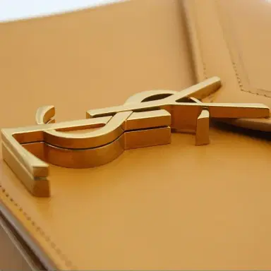 Saint Laurent Yves Saint Laurent Cassandra Beige Leather Shoulder Bag by The Solist | Thumbnail 5 Saint Laurent Yves Saint Laurent Cassandra Beige Leather Shoulder Bag by The Solist | Thumbnail 5
