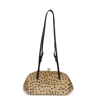 Chanel Chanel Cheetah Print Clutch with Leather Straps Light Beige Calf Hair, Black Leather Gold Hardware | Thumbnail 7 Chanel Chanel Cheetah Print Clutch with Leather Straps Light Beige Calf Hair, Black Leather Gold Hardware | Thumbnail 7