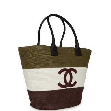 Chanel Chanel Maxi Coco Beach Small Shopping Bag Khaki, White, Brown Raffia and Calfskin | Thumbnail 2 Chanel Chanel Maxi Coco Beach Small Shopping Bag Khaki, White, Brown Raffia and Calfskin | Thumbnail 2