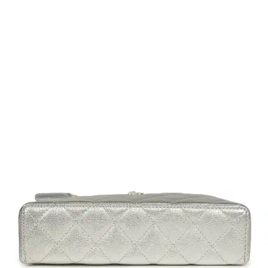 Chanel Chanel Top Handle Long Vanity Case with Chain Silver Metallic Caviar Gold Hardware | Thumbnail 6 Chanel Chanel Top Handle Long Vanity Case with Chain Silver Metallic Caviar Gold Hardware | Thumbnail 6