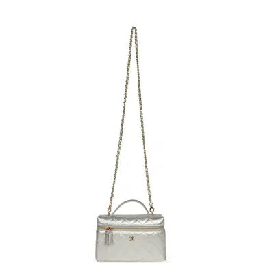 Chanel Chanel Top Handle Long Vanity Case with Chain Silver Metallic Caviar Gold Hardware | Thumbnail 7 Chanel Chanel Top Handle Long Vanity Case with Chain Silver Metallic Caviar Gold Hardware | Thumbnail 7