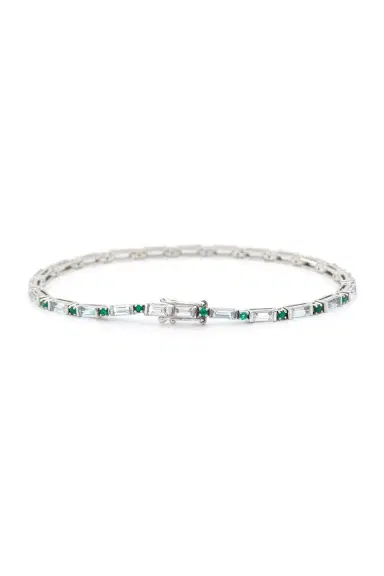 YI COLLECTION Aquamarine Emerald Spring Bracelet | Thumbnail 3 YI COLLECTION Aquamarine Emerald Spring Bracelet | Thumbnail 3