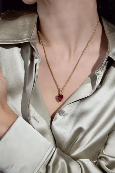 YI COLLECTION Arrow Pendant Necklace | Thumbnail 2 YI COLLECTION Arrow Pendant Necklace | Thumbnail 2