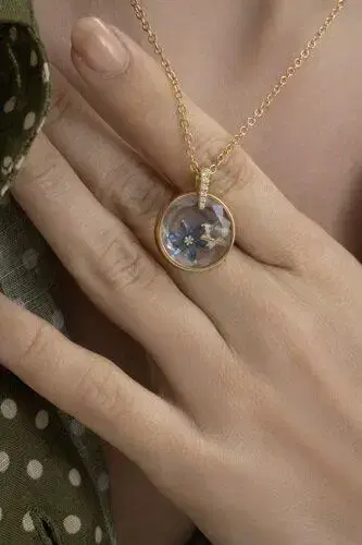 LOQUET Blue Sapphire Bloom Charm | Thumbnail 3 LOQUET Blue Sapphire Bloom Charm | Thumbnail 3