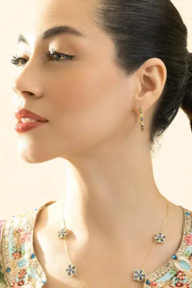 TANYA FARAH Blue Sapphire Modern Etruscan Bezel Hoop Earrings | Thumbnail 2 TANYA FARAH Blue Sapphire Modern Etruscan Bezel Hoop Earrings | Thumbnail 2