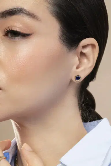 Retrouvaí Blue Sapphire Round Bezel Heirloom Stud Earrings | Thumbnail 3 Retrouvaí Blue Sapphire Round Bezel Heirloom Stud Earrings | Thumbnail 3