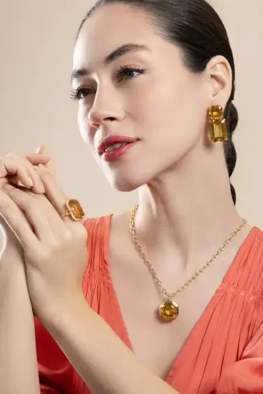 GOSHWARA Citrine Cushion G-One Earrings | Thumbnail 2 GOSHWARA Citrine Cushion G-One Earrings | Thumbnail 2