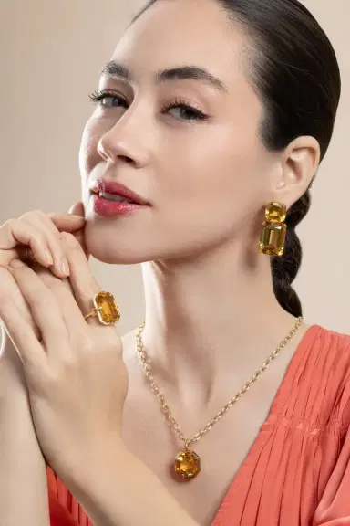 GOSHWARA Citrine Cushion G-One Earrings | Thumbnail 3 GOSHWARA Citrine Cushion G-One Earrings | Thumbnail 3