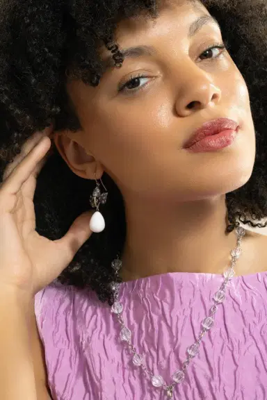 Sylva & Cie Cocholong Vintage Leaf Earrings | Thumbnail 2 Sylva & Cie Cocholong Vintage Leaf Earrings | Thumbnail 2