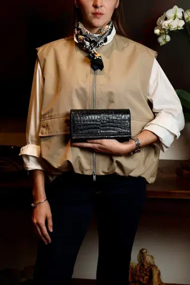 ANGELA ALVAREZ Demi Eva Bo Clutch | Thumbnail 2 ANGELA ALVAREZ Demi Eva Bo Clutch | Thumbnail 2