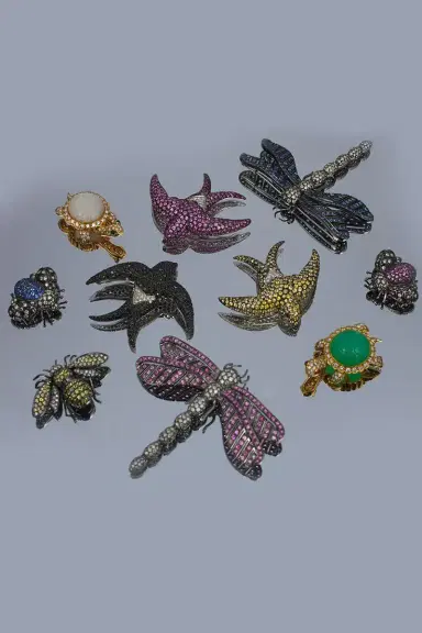 ANDREOLI Diamond Blue Sapphire Dragonfly Pin | Thumbnail 6 ANDREOLI Diamond Blue Sapphire Dragonfly Pin | Thumbnail 6