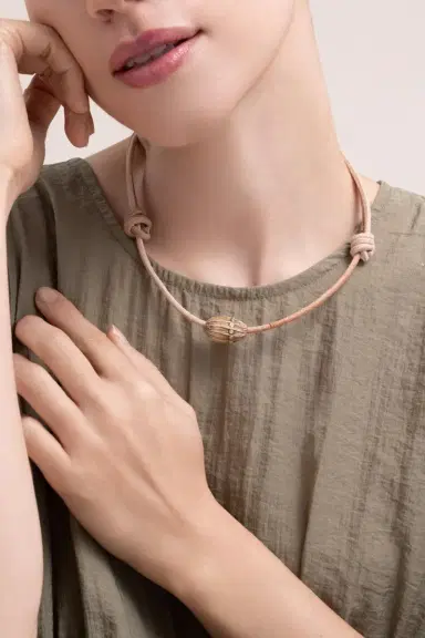 DEZSO BY SARA BELTRÁN Diamond Classic L Coquito Bead Necklace | Thumbnail 4 DEZSO BY SARA BELTRÁN Diamond Classic L Coquito Bead Necklace | Thumbnail 4