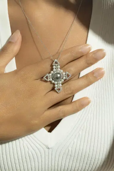 ANDREOLI Diamond Pearl Cross Necklace | Thumbnail 3 ANDREOLI Diamond Pearl Cross Necklace | Thumbnail 3