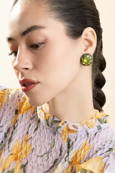ANDREOLI Diamond Peridot Round Black Earrings | Thumbnail 3 ANDREOLI Diamond Peridot Round Black Earrings | Thumbnail 3