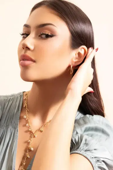 TAMARA COMOLLI Diamond Signature Twisted Drop Hoop Earrings | Thumbnail 3 TAMARA COMOLLI Diamond Signature Twisted Drop Hoop Earrings | Thumbnail 3