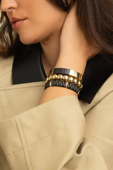 ROBERTO DEMEGLIO Extra Small Matte Black Six Section Stretch Bracelet | Thumbnail 3 ROBERTO DEMEGLIO Extra Small Matte Black Six Section Stretch Bracelet | Thumbnail 3
