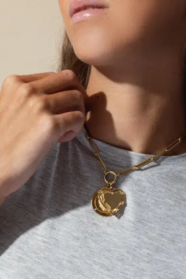 Foundrae Heart - True Love Engravable Large Heart Medallion | Thumbnail 4 Foundrae Heart - True Love Engravable Large Heart Medallion | Thumbnail 4