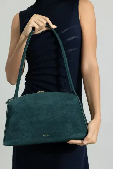 Alaïa Medium Shoulder Bag - Green | Thumbnail 3 Alaïa Medium Shoulder Bag - Green | Thumbnail 3