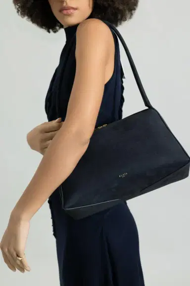 Alaïa Medium Shoulder Bag - Noir | Thumbnail 3 Alaïa Medium Shoulder Bag - Noir | Thumbnail 3