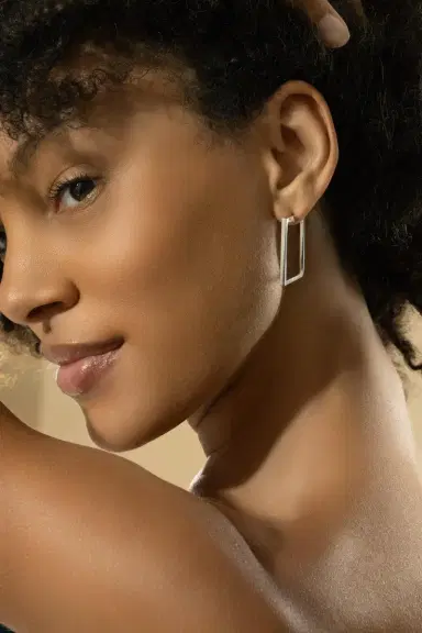 CADAR Medium Square Foundation Hoop Earrings - White Gold | Thumbnail 3 CADAR Medium Square Foundation Hoop Earrings - White Gold | Thumbnail 3