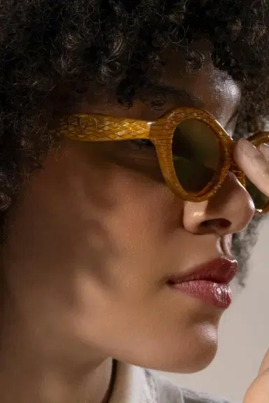 VALENTINO ACCESSORIES Oval Sunglasses | Thumbnail 3 VALENTINO ACCESSORIES Oval Sunglasses | Thumbnail 3