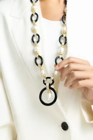 DAVID WEBB Pearl Black Link Necklace | Thumbnail 3 DAVID WEBB Pearl Black Link Necklace | Thumbnail 3