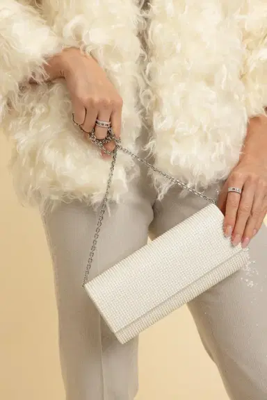 Judith Leiber Perry Clutch | Thumbnail 2 Judith Leiber Perry Clutch | Thumbnail 2