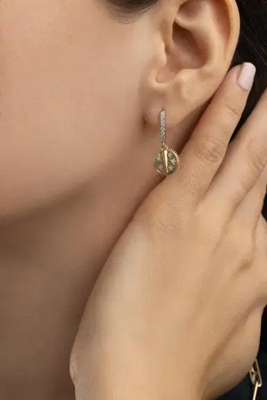 Foundrae Resilience - Miniature Medallion Earring | Thumbnail 4 Foundrae Resilience - Miniature Medallion Earring | Thumbnail 4