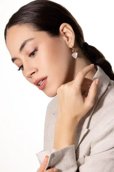 Vhernier Rock Crystal Mother of Pearl Earrings | Thumbnail 3 Vhernier Rock Crystal Mother of Pearl Earrings | Thumbnail 3