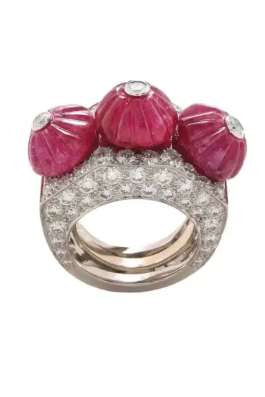 DAVID WEBB Ruby Diamond Couture Triple Crown Ring | Thumbnail 1 DAVID WEBB Ruby Diamond Couture Triple Crown Ring | Thumbnail 1