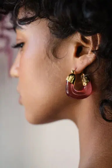 Lizzie Fortunato The Organic Hoops in Flamingo | Thumbnail 2 Lizzie Fortunato The Organic Hoops in Flamingo | Thumbnail 2