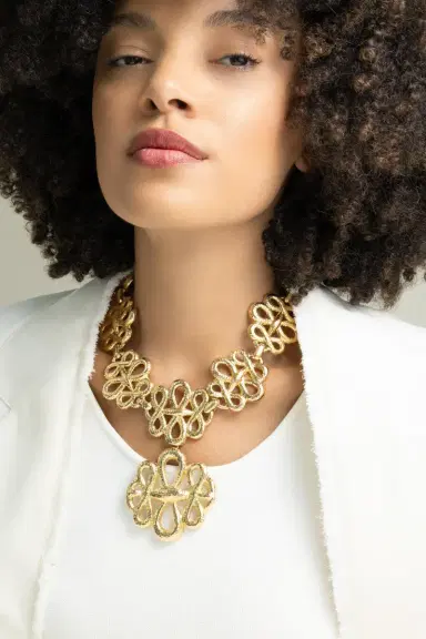 DAVID WEBB Triple Inifinty Hammered Necklace | Thumbnail 2 DAVID WEBB Triple Inifinty Hammered Necklace | Thumbnail 2