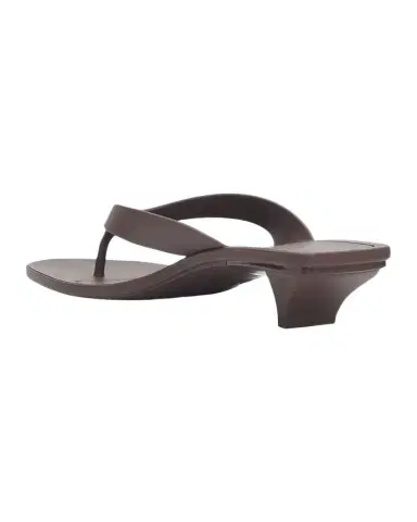 Gucci 35mm Vittoria Rubber Thong Sandals | Thumbnail 1 Gucci 35mm Vittoria Rubber Thong Sandals | Thumbnail 1