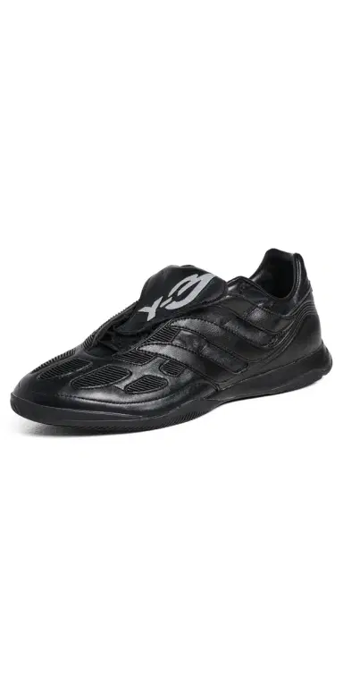 Y-3 Predator Precision Sneakers BLACK/BLACK/OWHITE | Thumbnail 1 Y-3 Predator Precision Sneakers BLACK/BLACK/OWHITE | Thumbnail 1