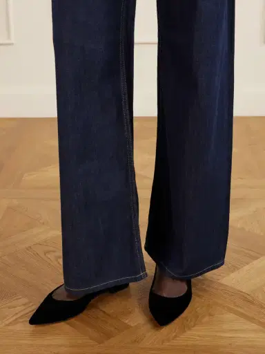 Gianvito Rossi Gianvito Velvet Ballet Flats | Thumbnail 2 Gianvito Rossi Gianvito Velvet Ballet Flats | Thumbnail 2