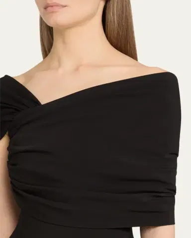 Oscar de la Renta Asymmetric Draped Off-The-Shoulder Column Gown | Thumbnail 5 Oscar de la Renta Asymmetric Draped Off-The-Shoulder Column Gown | Thumbnail 5