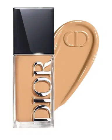 Dior Forever Skin Glow Foundation | Thumbnail 1 Dior Forever Skin Glow Foundation | Thumbnail 1